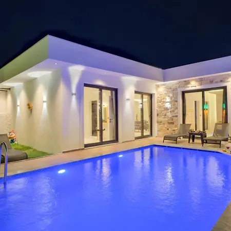 Villa Sitrin 1 *